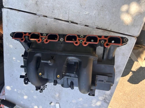 BMW Z3 2.5L M54 Used Intake Manifold