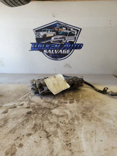 1991-1993 Buick Riviera Lower Used Intake Manifold