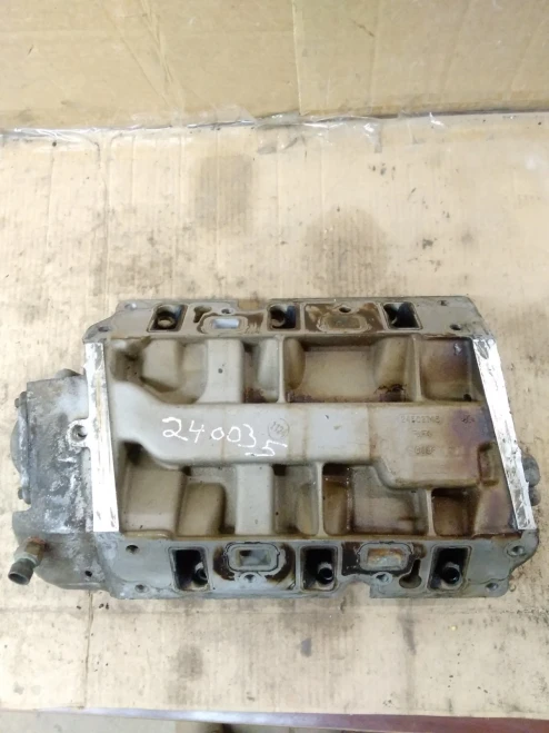 2007 Buick Lucerne / LeSabre 3.8L Lower Used Intake Manifold 24502745