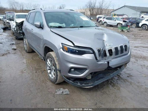 2019 Jeep Cherokee Rear W/Off Road Pack Used OEM Differential Carrier Assembly used OEM differential carrier assembly