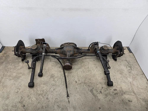 JEEP GRAND CHEROKEE SRT8 06-10 OEM REAR SUSPENSION AXLE CARRIER DIFFERENTIAL used OEM differential carrier assembly