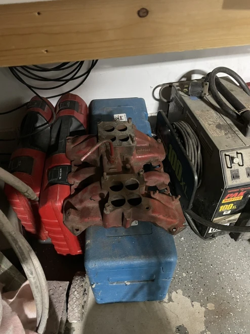 Cadillac Eldorado Used Intake Manifold