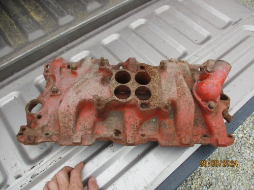 1962-1963 Chevrolet Corvette / Impala / Nova Used Intake Manifold