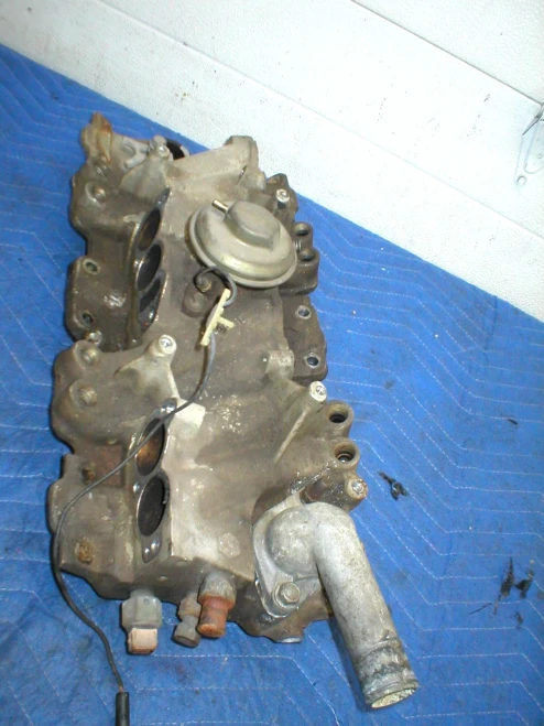 1985-1992 Chevrolet / Pontiac Camaro / Firebird / Corvette Used Intake Manifold