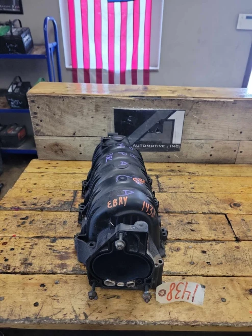 1998-2005 Chevrolet Impala / Monte Carlo 3.8L Upper Used Intake Manifold