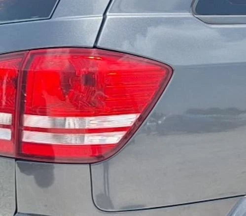2014-2020 Dodge Journey Quarter Mount Passenger RH Tail Light Lamp OEM OEM used OEM tail light assembly