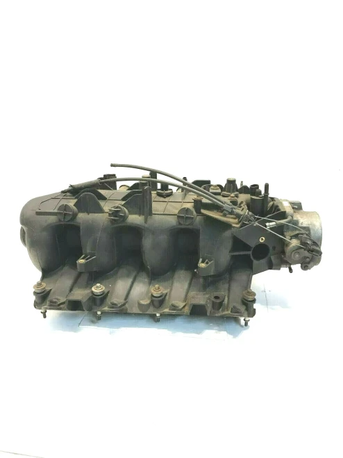 2004-2007 Chevrolet Silverado Upper With Throttle Body Used Intake Manifold
