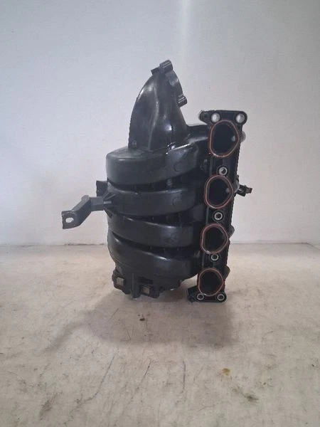 2011-2018 Chevrolet Cruze / Sonic 1.8L Used OEM Intake Manifold