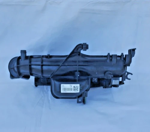 2013-2018 Chevrolet Sonic Used OEM Intake Manifold 55581014