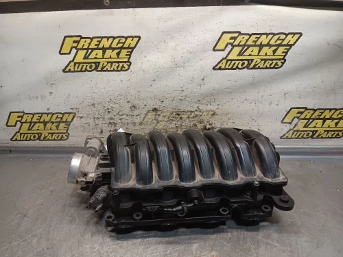 2014-2026 Chevrolet / Ram Silverado / 1500 5.3L With Throttle Body Used Intake Manifold