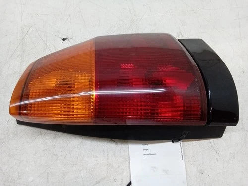 07 GMC Envoy Right Passenger Side Quarter Panel Mounted Tail Light OEM used OEM tail light assembly