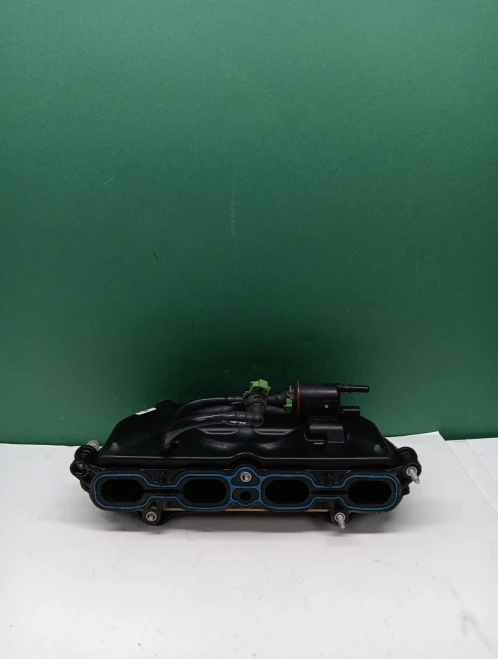 2016-2019 Chevrolet Cruze 1.4L Used OEM Intake Manifold 12683666