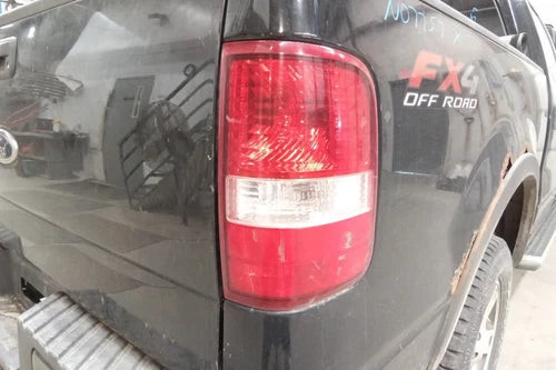 2004 Ford F150 Passenger RH New Style Styleside Tail Light Lamp OEM used OEM tail light assembly