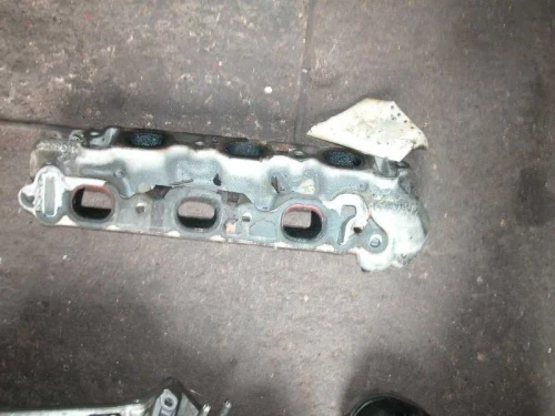 1996-1997 Chrysler LHS 3.5L Upper Used Intake Manifold