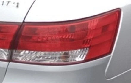 06-08 Hyundai Sonata Right Passenger Quarter Mounted Tail Light Lamp OEM OEM used OEM tail light assembly