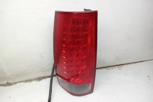 07 2007 Chevrolet Suburban Driver LH Tail Light Lamp OEM used OEM tail light assembly