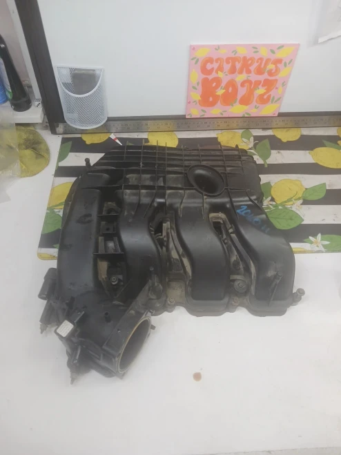 2012 Chrysler Town & Country 3.6L Upper Used OEM Intake Manifold
