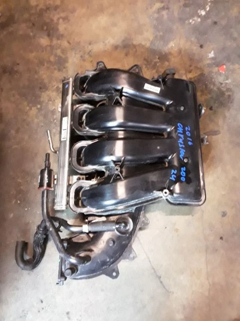2014-2018 Chrysler 200 2.4L Used Intake Manifold