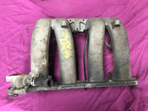 Chrysler Voyager 2.4L Used Intake Manifold 04781484AA
