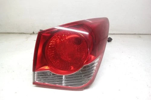 12 2012 Chevrolet Cruze Passenger RH Tail Light Lamp OEM used OEM tail light assembly