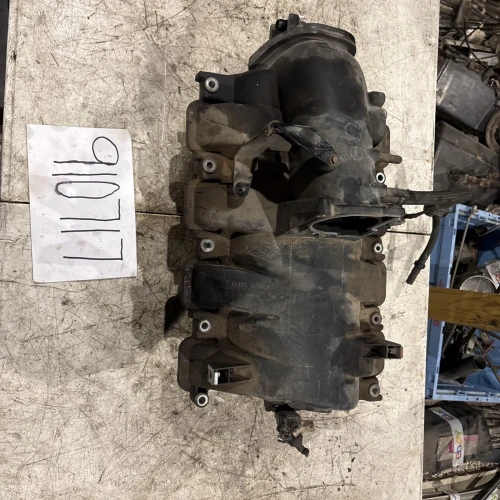 2001-2004 Dodge Durango / Dakota 4.7L Used Intake Manifold