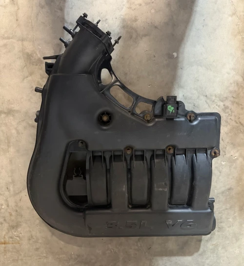 2005-2006 Dodge / Chrysler Charger / 300 / Magnum 3.5L Upper Used OEM Intake Manifold