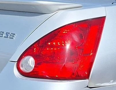 2004-2008 Nissan Maxima Quarter Mount Passenger RH Tail Light Lamp OEM OEM used OEM tail light assembly