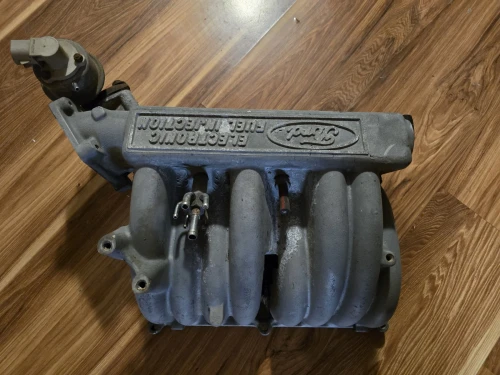 1985-1996 Ford F-250 / Bronco / F-150 5.8L Upper Used Intake Manifold