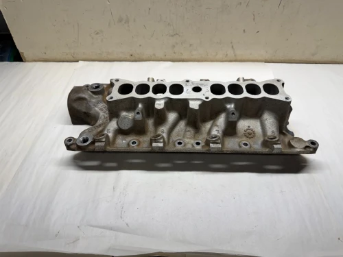 1994-1995 Ford Mustang 5.0L Lower V8 Used Intake Manifold