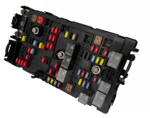 2008-2009 CHEVY EXPRESS VAN 1500 2500 3500 ENGINE FUSE BOX Diesel