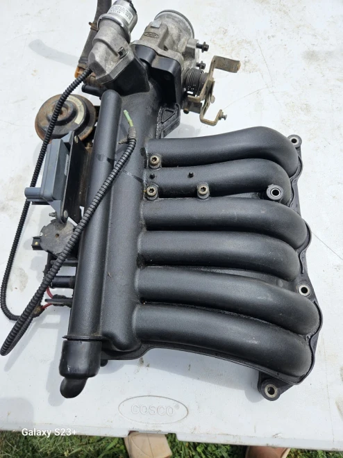 2003 Ford Taurus 3.0L Used OEM Intake Manifold