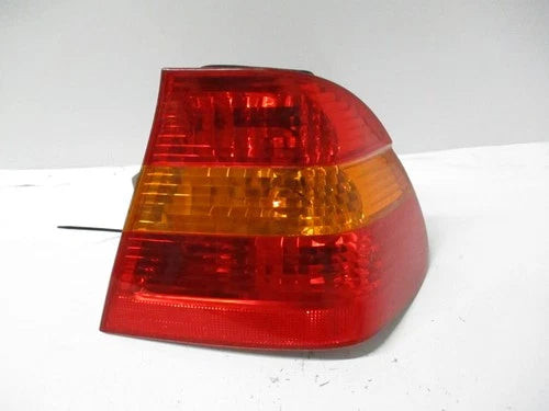2002-2005 BMW 330i Passenger RH Tail Light Lamp OEM used OEM tail light assembly