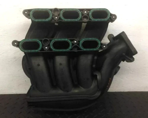 2005-2007 Ford / Mazda Escape / Tribute / 3 3.0L Upper Used OEM Intake Manifold