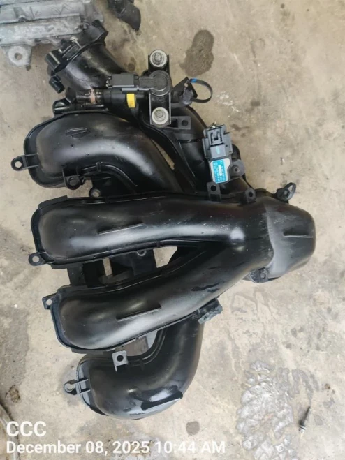 2013-2018 Ford C-Max Used OEM Intake Manifold