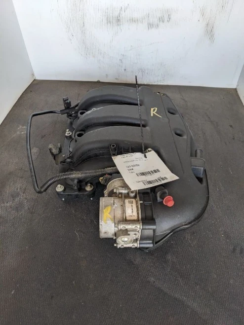 2014-2019 Ford Flex 3.5L Upper Non-Turbo Used Intake Manifold