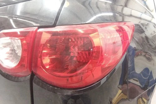 09 10 11 12 Chevrolet Traverse Passenger RH Quarter Mounted Tail Light Lamp OEM used OEM tail light assembly
