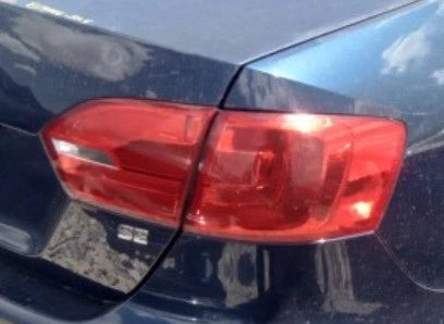 2014 Volkswagen Jetta Passenger Side Tail Light Assembly Quarter Mount OEM used OEM tail light assembly