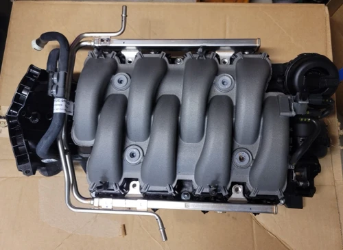 2024-2025 Ford Mustang 5.0L Used OEM Intake Manifold PR3Z-9424-A