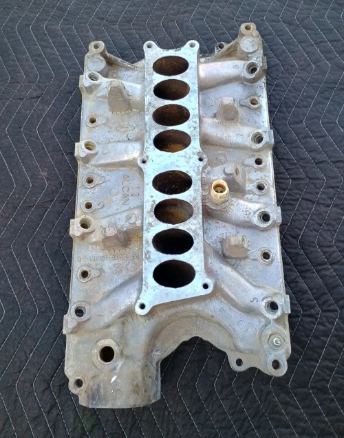 Ford F-150 / F-250 5.8L Lower Used Intake Manifold