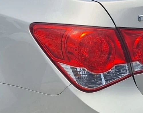 2011-2015 Chevrolet Cruze Quarter Mount Driver LH Tail Light Lamp OEM OEM used OEM tail light assembly