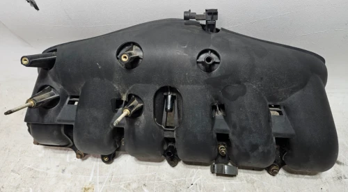 2002-2005 GMC / Chevrolet Envoy / Trailblazer 4.2L Used Intake Manifold 12568436