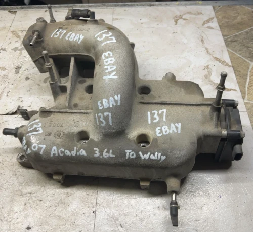 2007-2008 GMC / Saturn / Buick Acadia / Outlook / Enclave 3.6L Upper Used Intake Manifold