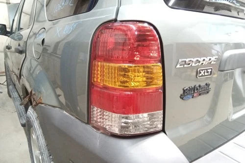 2001 2002 2003 2004 2005 2006 2007 Ford Escape Driver LH Tail Light Lamp OEM used OEM tail light assembly