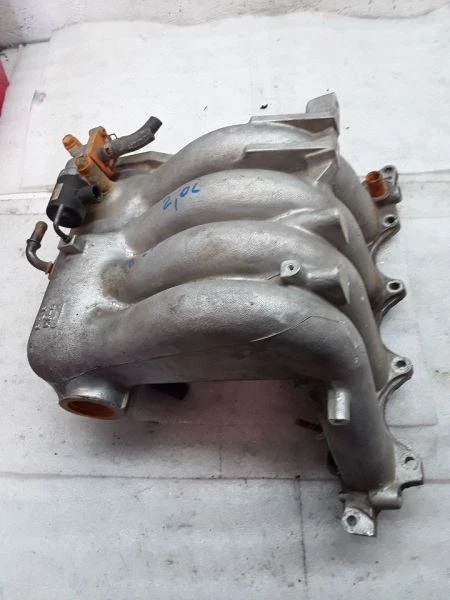 1997-1998 Honda CRV / CR-V 2.0L Upper Used Intake Manifold