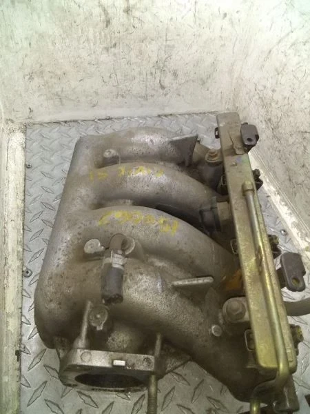 2002-2005 Honda Civic 2.0L DOHC Used Intake Manifold