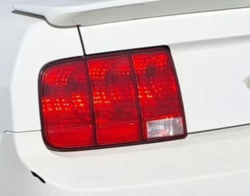 2005-2009 Ford Mustang Driver LH Tail Light Lamp OEM OEM used OEM tail light assembly