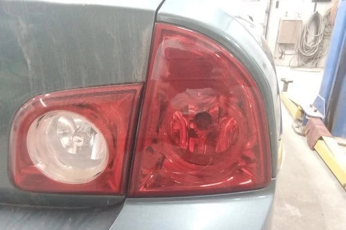 09 10 11 12 Chevrolet Malibu Passenger RH Quarter Mounted Tail Light Lamp OEM used OEM tail light assembly