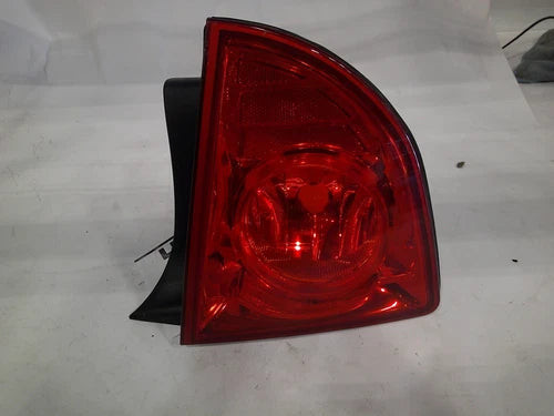 08 09 10 11 12 Chevrolet Malibu RH Passenger Quarter Panel Mount Tail Lamp OEM used OEM tail light assembly