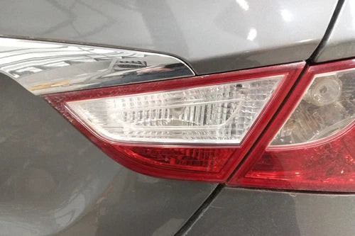 2011 2012 2013 Hyundai Sonata Passenger RH Lid Mounted Tail Light Lamp OEM used OEM tail light assembly