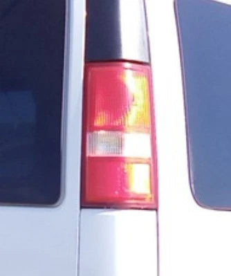 03-24 Chevrolet Express 3500 Van RH Passenger Tail Light Lamp OEM OEM used OEM tail light assembly